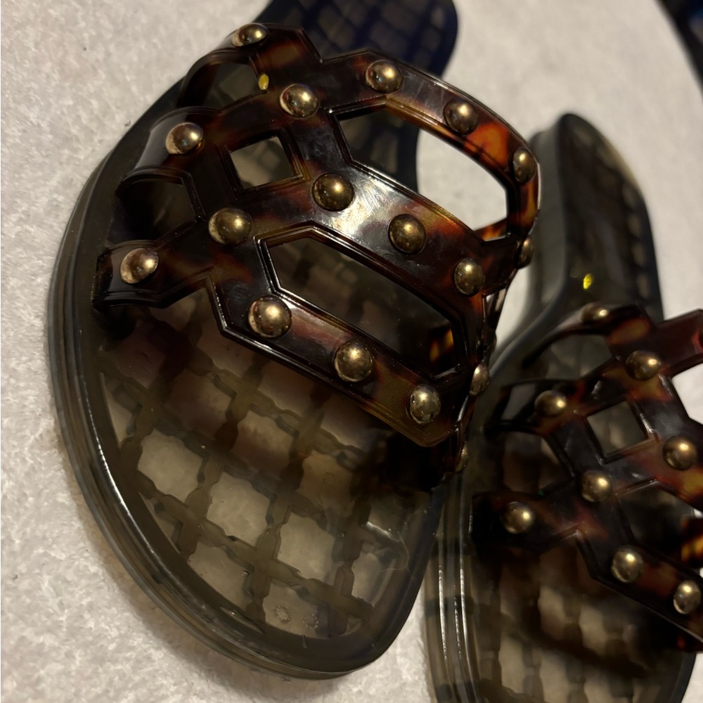 Brand New Super Stylish ANYTHING BUT MONDAY Sandals - Size 7 - Box 68